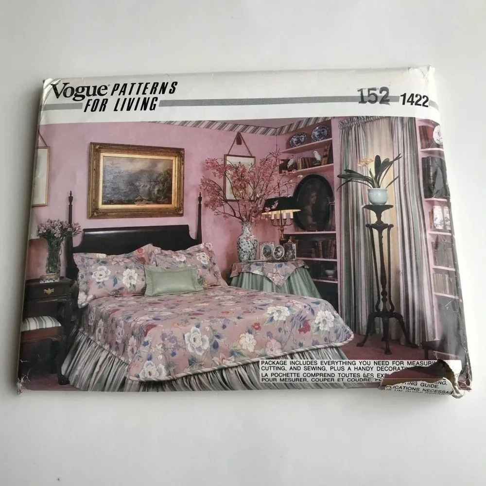 Vogue 1422 Pattern French Townhouse Bedroom Uncut